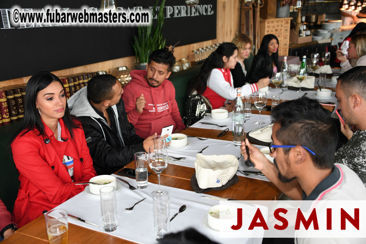 City Tour & Lunch @ Robinsons