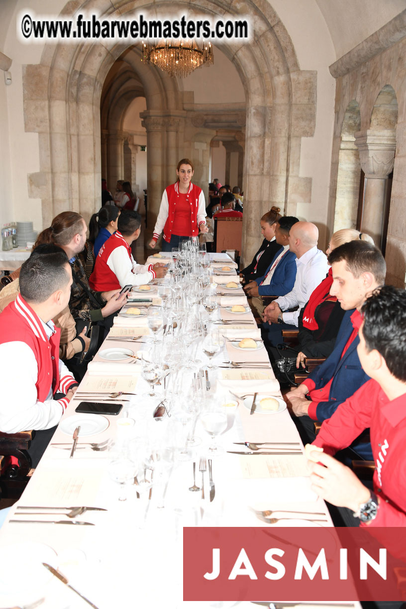 Lunch at Halaszbastya