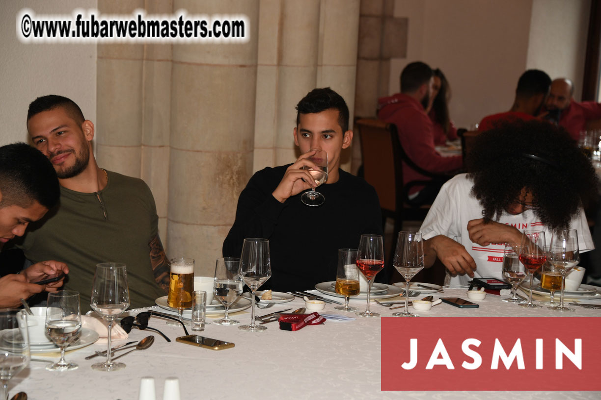 Lunch at Halaszbastya