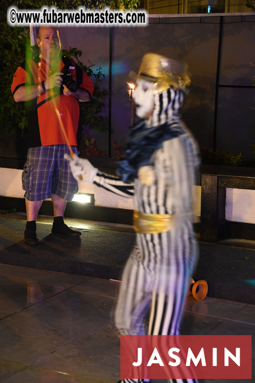 Welcome party: Pink and black party