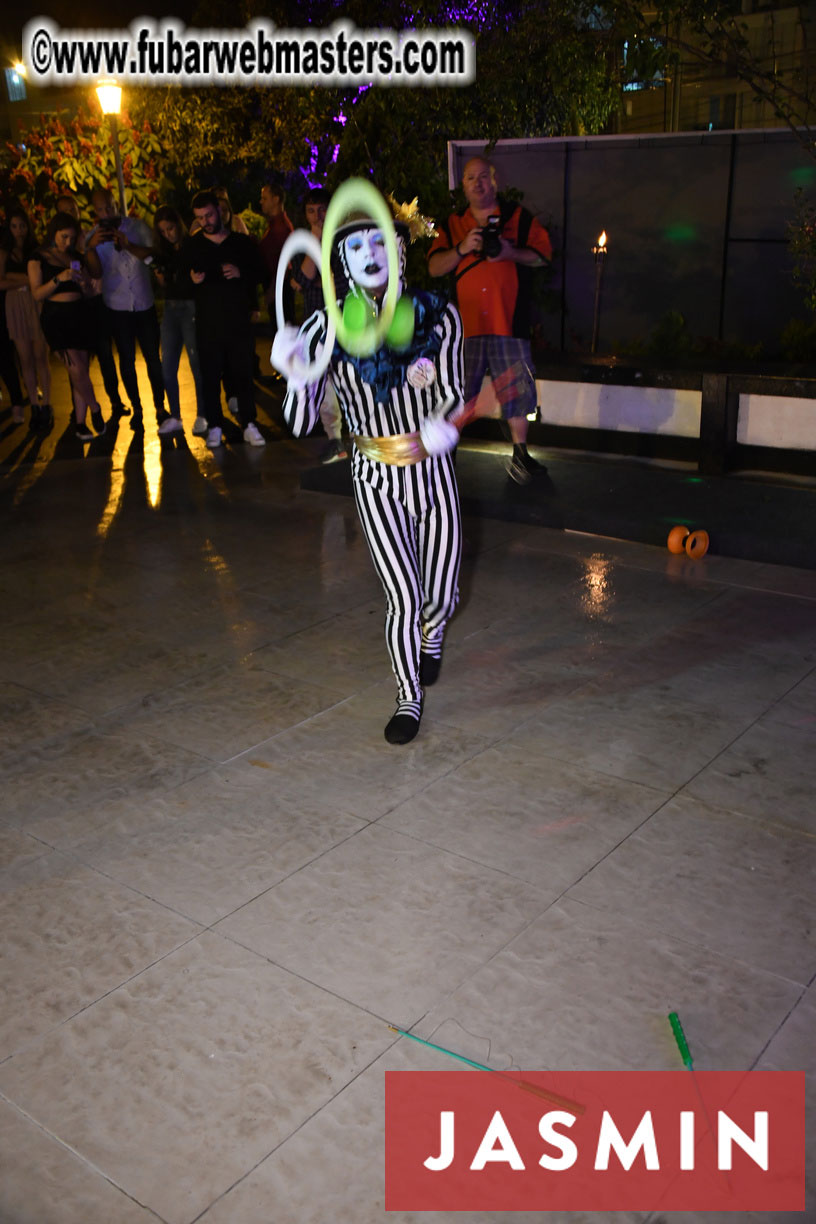 Welcome party: Pink and black party