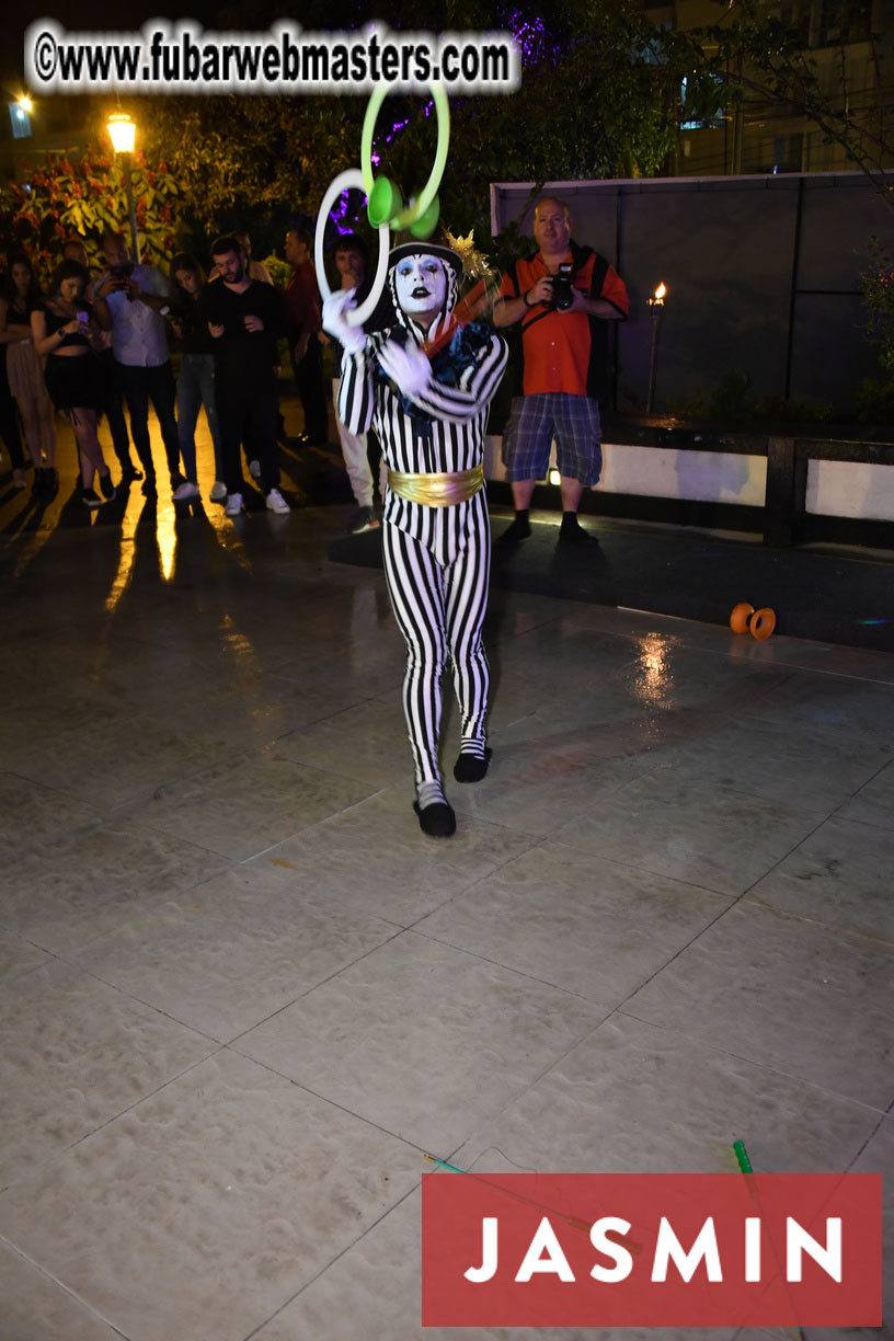 Welcome party: Pink and black party