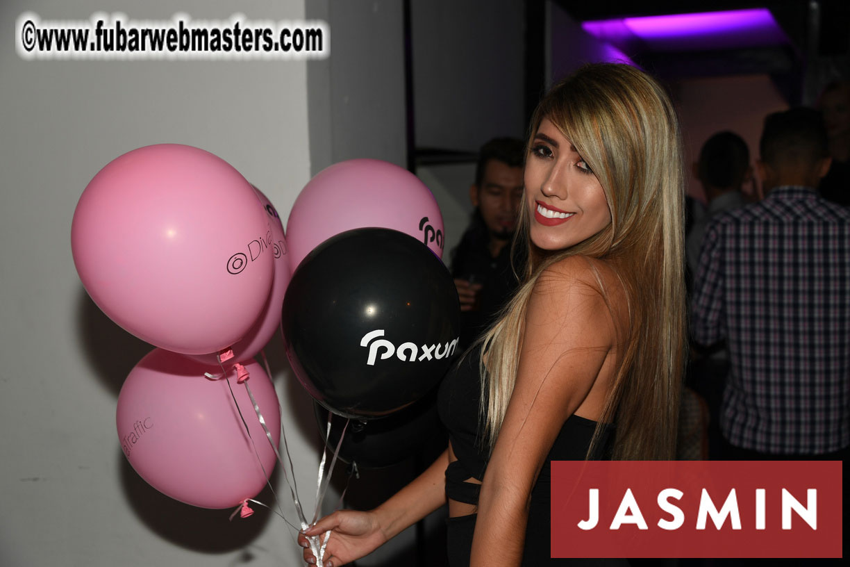 Welcome party: Pink and black party