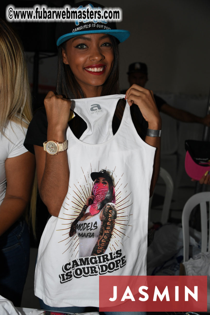 Industry meet market: the adult and webcam models