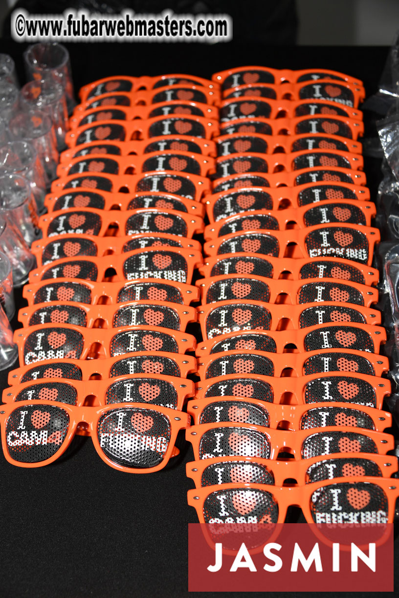 Industry meet market: the adult and webcam models