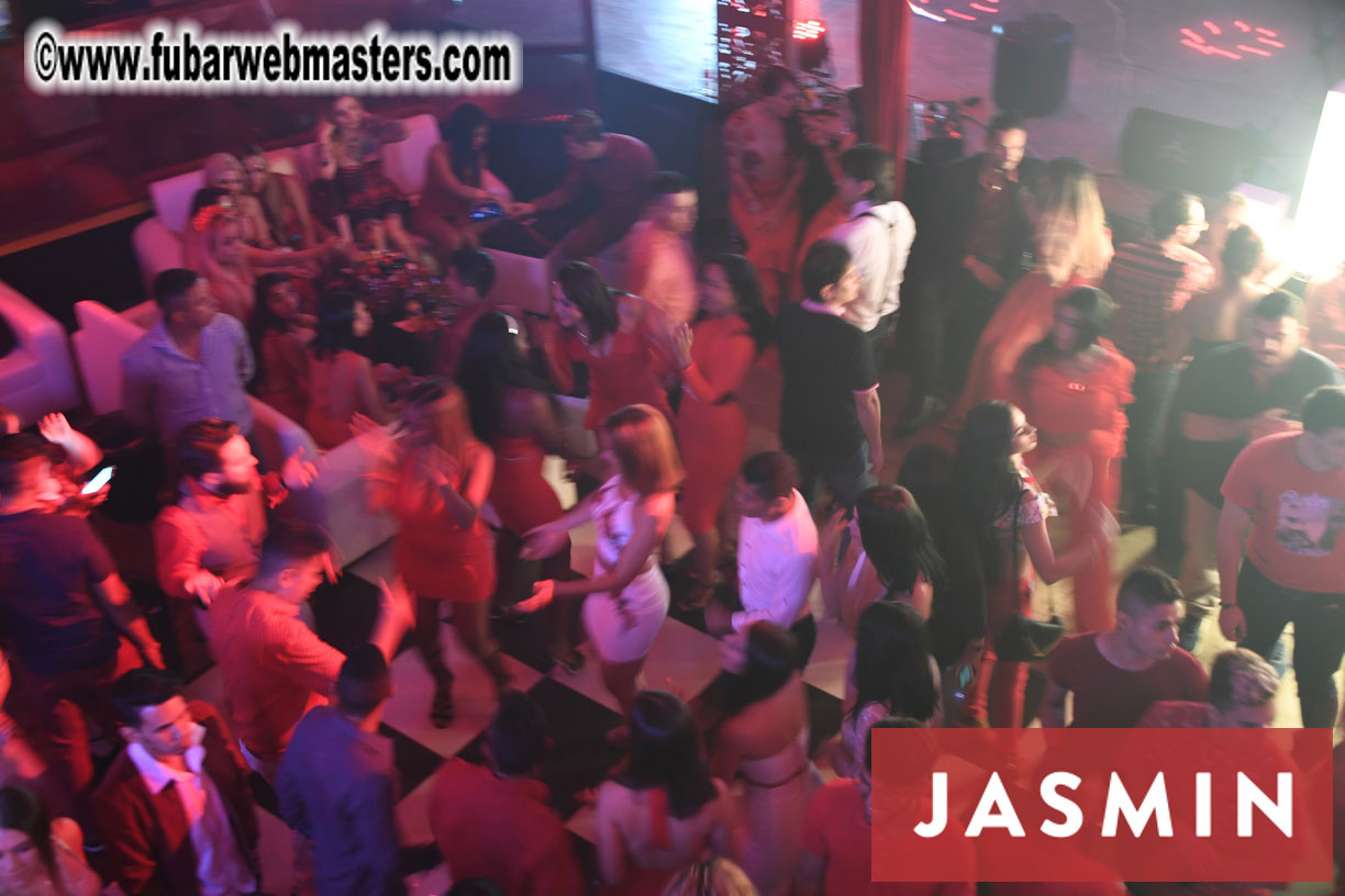 Spectacular closing party