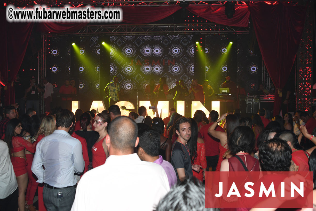 Spectacular closing party