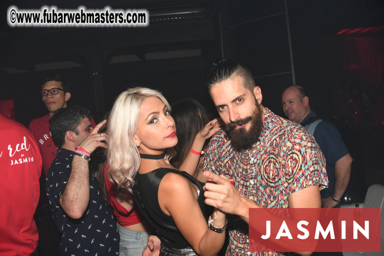 Spectacular closing party