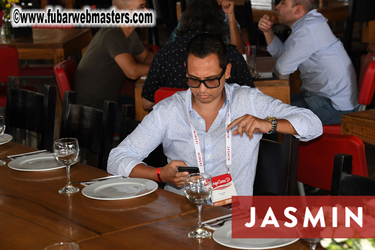 Exclusive Lunch with Esperanza