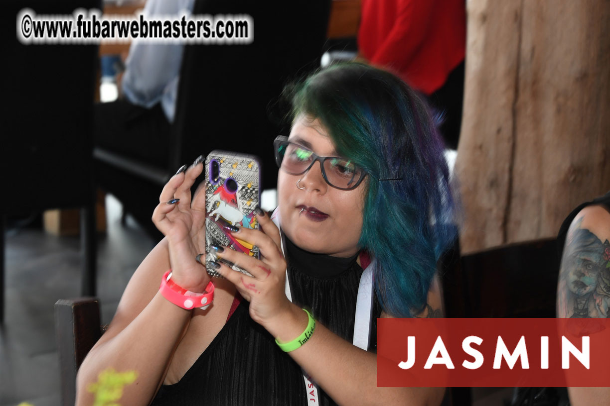 Exclusive Lunch with Esperanza