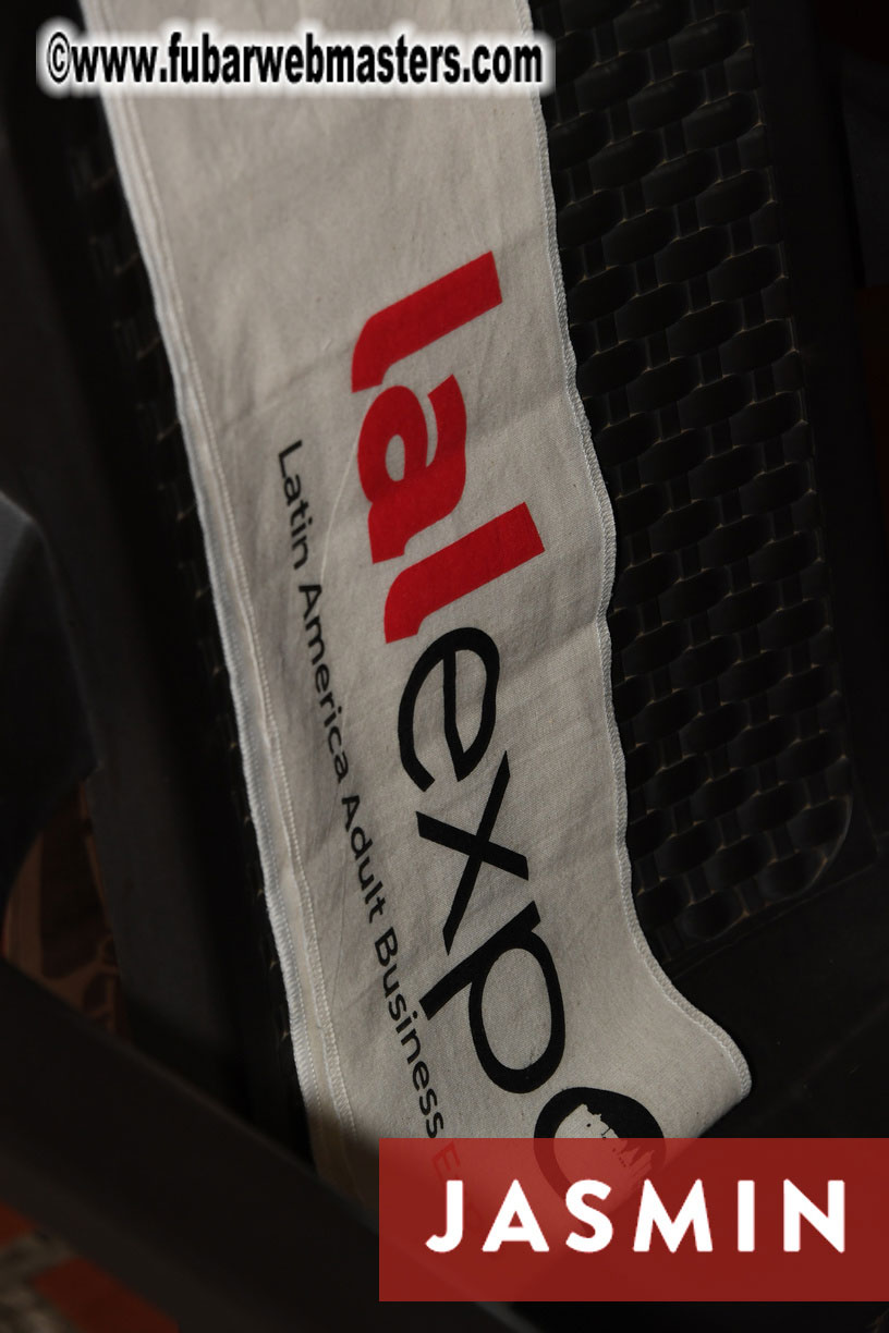 Colunbian Style Horseback Riding Tour