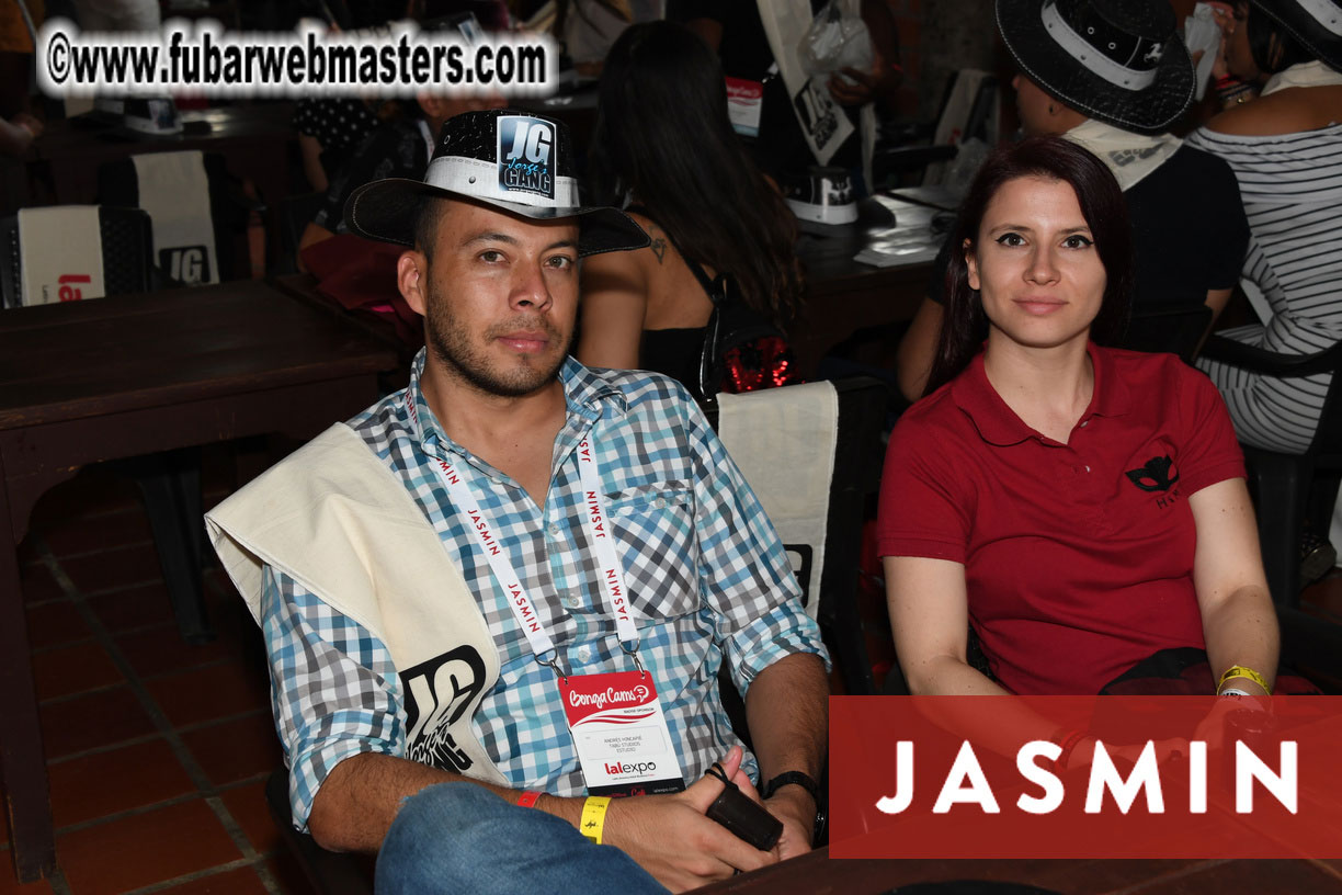 Colunbian Style Horseback Riding Tour