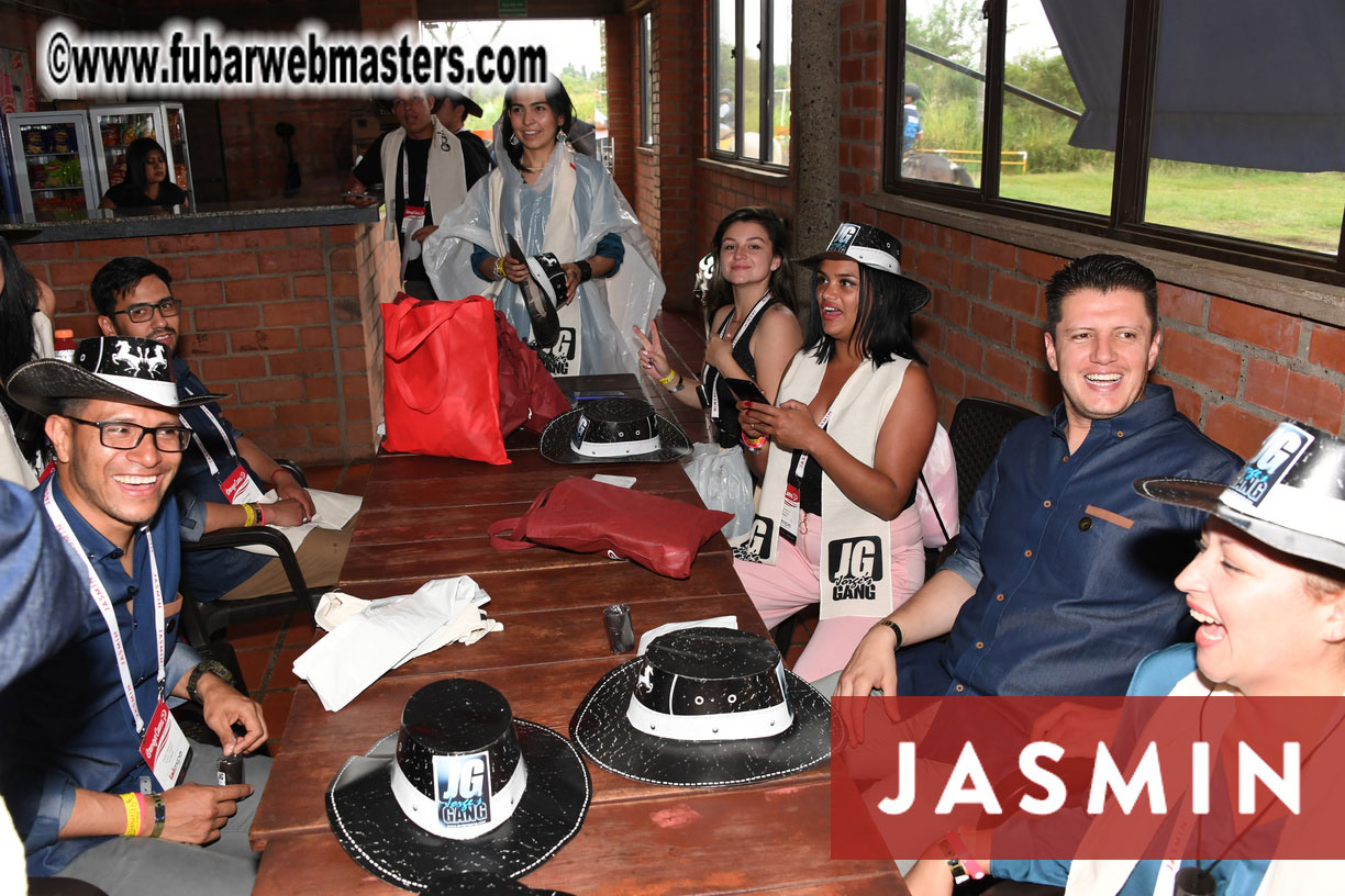 Colunbian Style Horseback Riding Tour