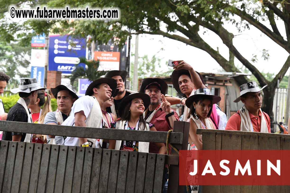 Colunbian Style Horseback Riding Tour