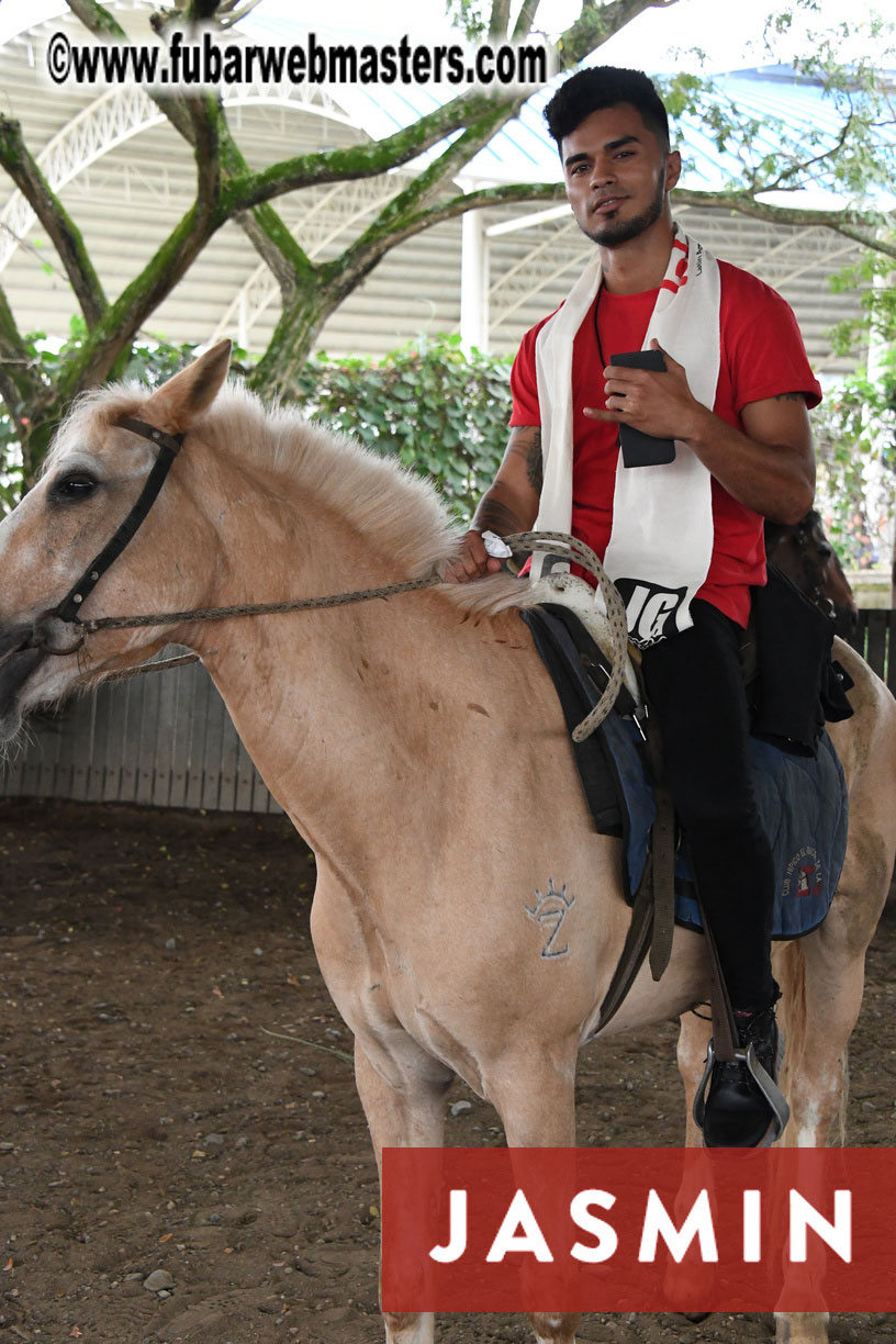 Colunbian Style Horseback Riding Tour
