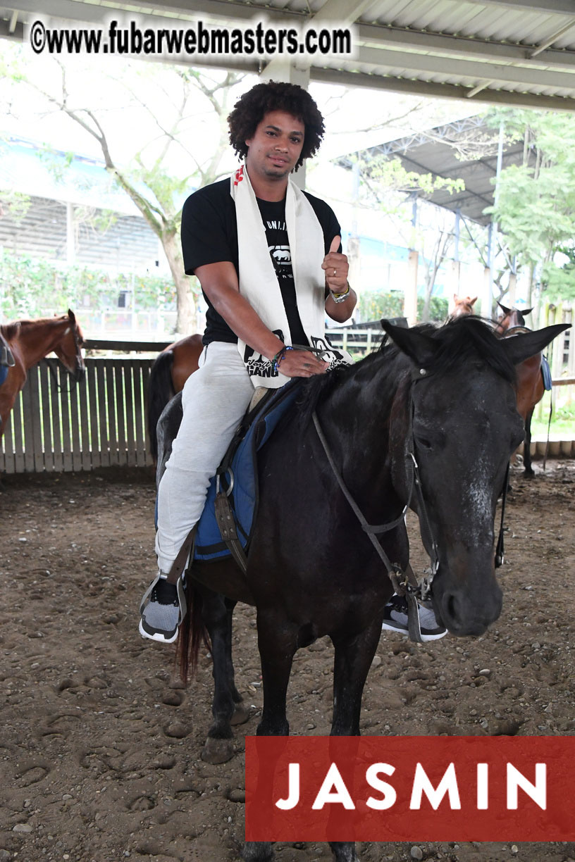 Colunbian Style Horseback Riding Tour