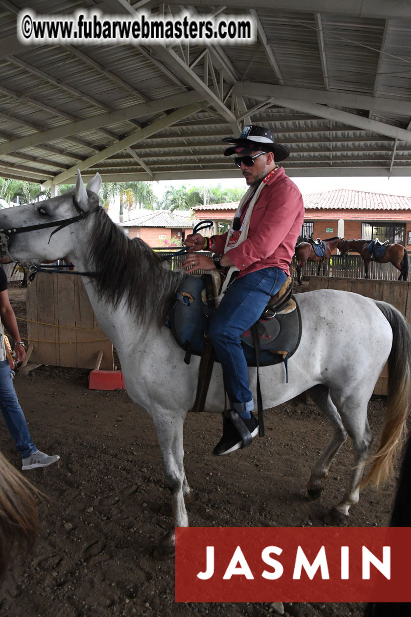 Colunbian Style Horseback Riding Tour