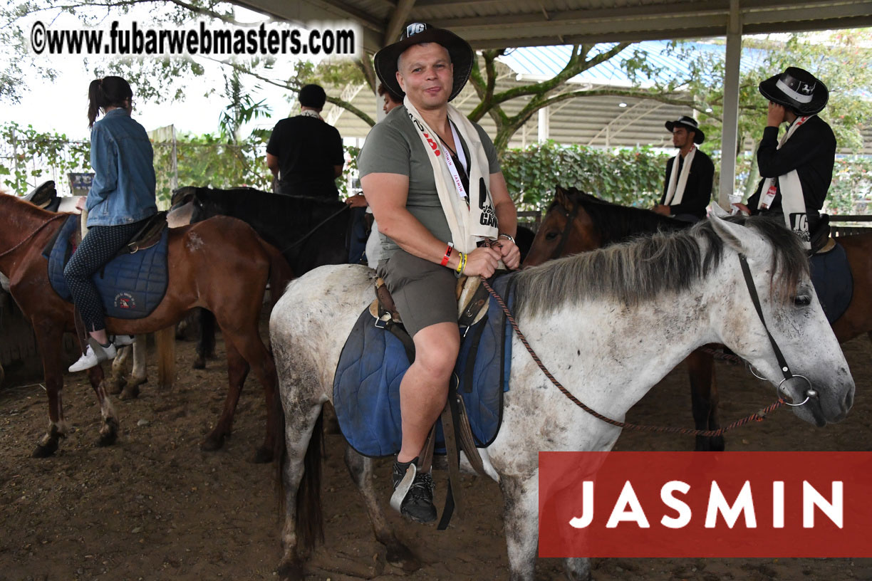 Colunbian Style Horseback Riding Tour