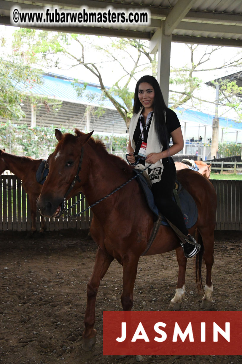 Colunbian Style Horseback Riding Tour