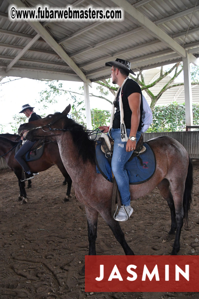 Colunbian Style Horseback Riding Tour