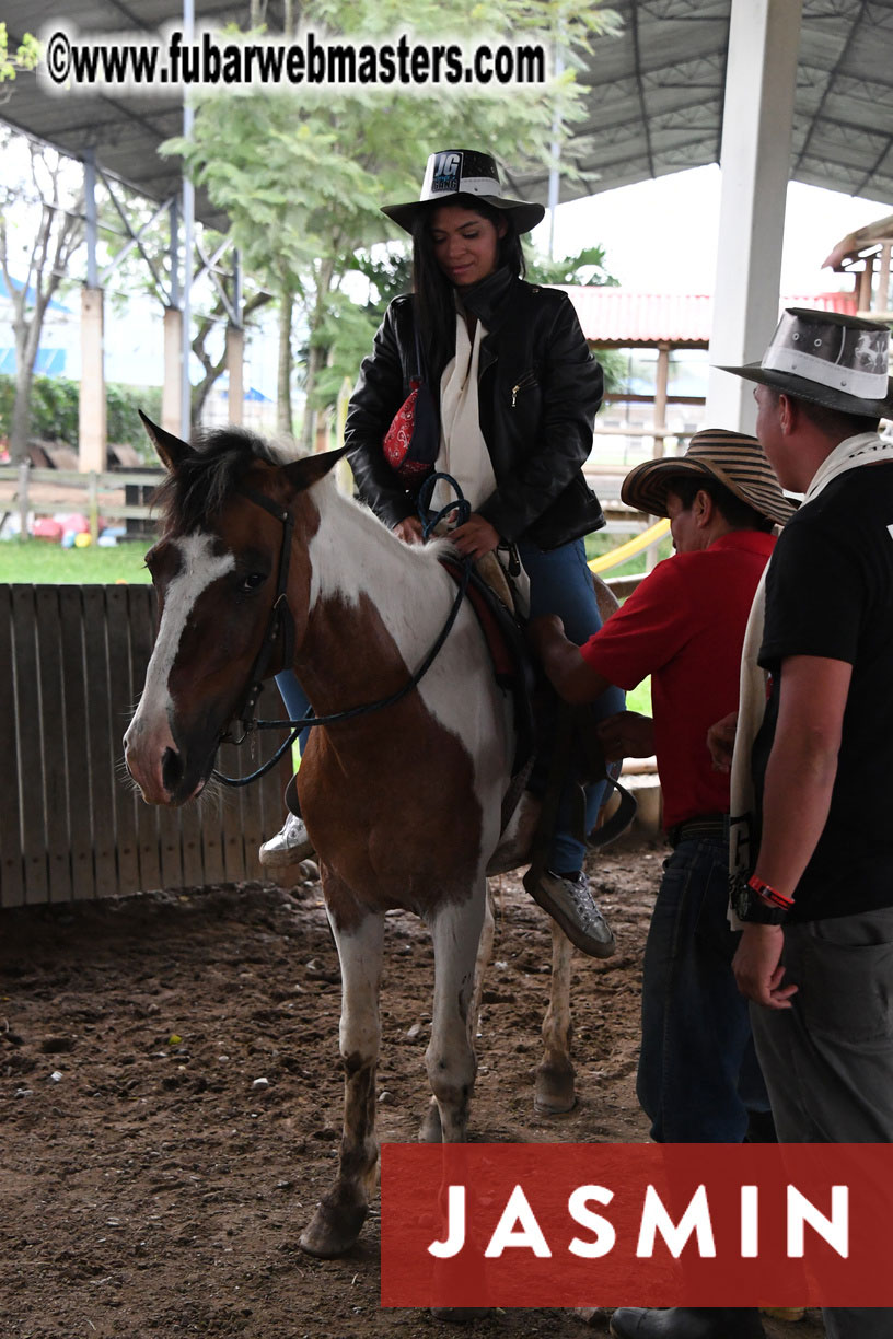Colunbian Style Horseback Riding Tour