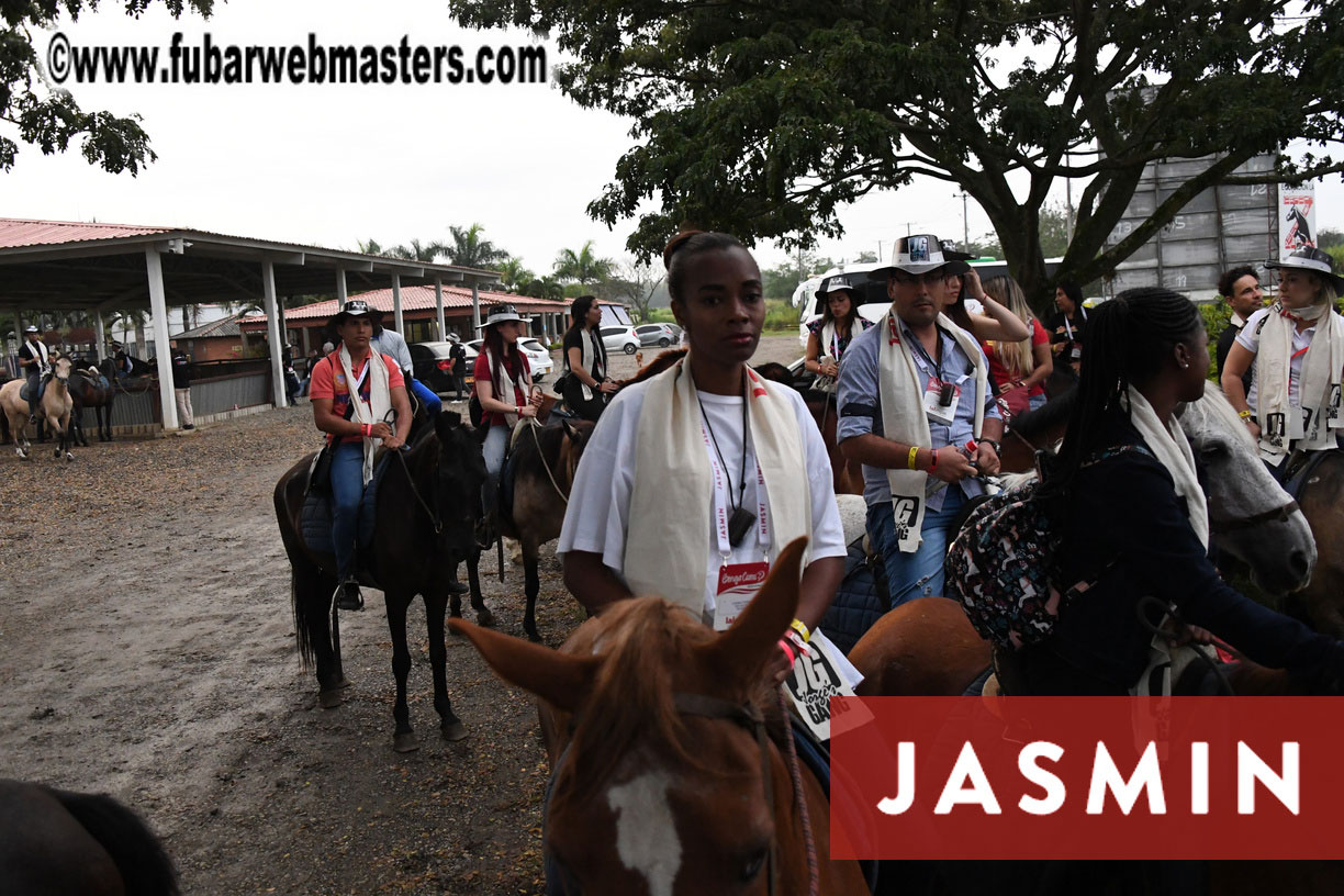 Colunbian Style Horseback Riding Tour