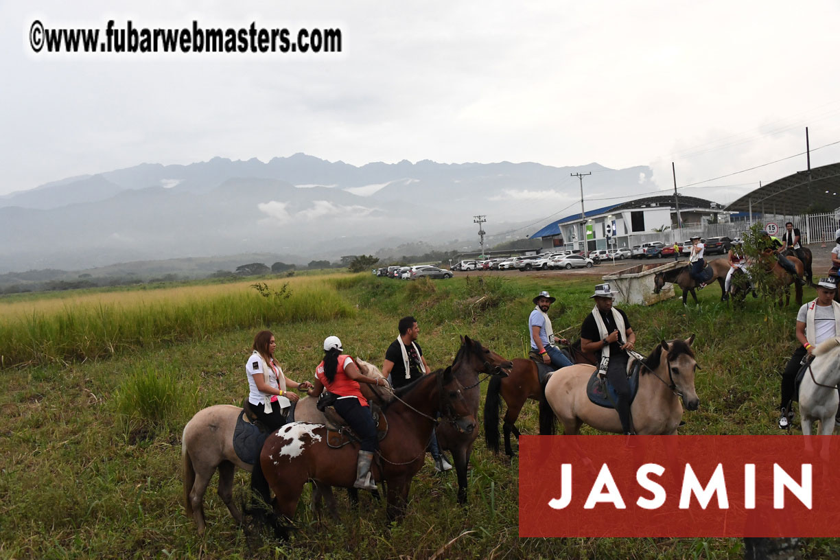 Colunbian Style Horseback Riding Tour