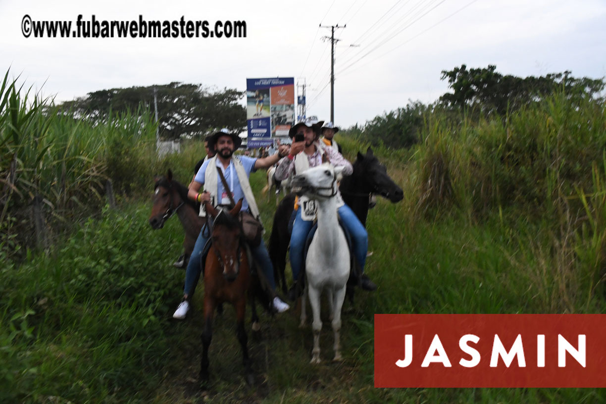 Colunbian Style Horseback Riding Tour