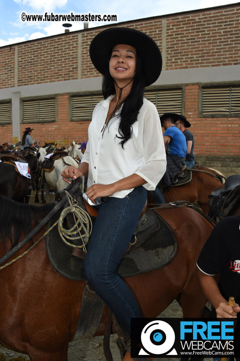 Horseback Riding Colombian style tour