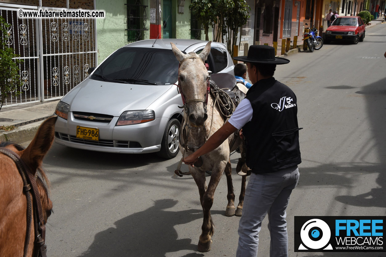 Horseback Riding Colombian style tour