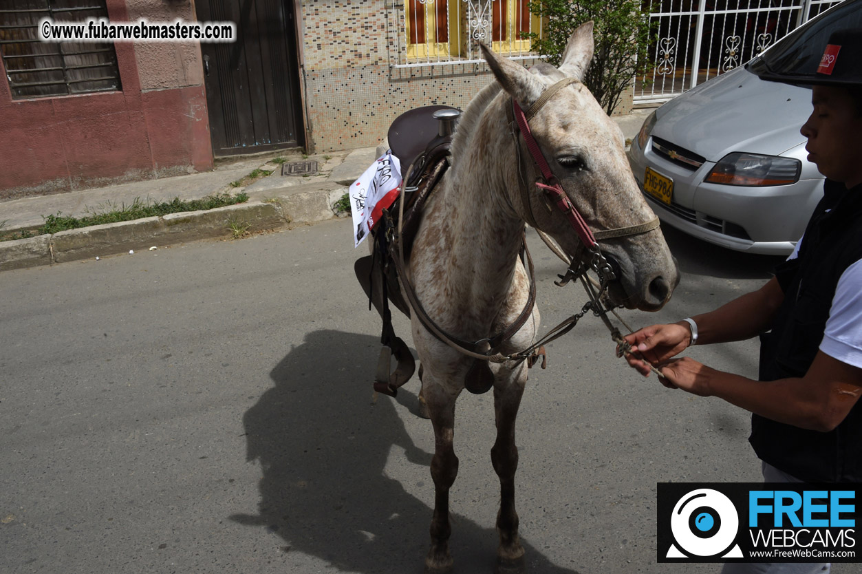 Horseback Riding Colombian style tour