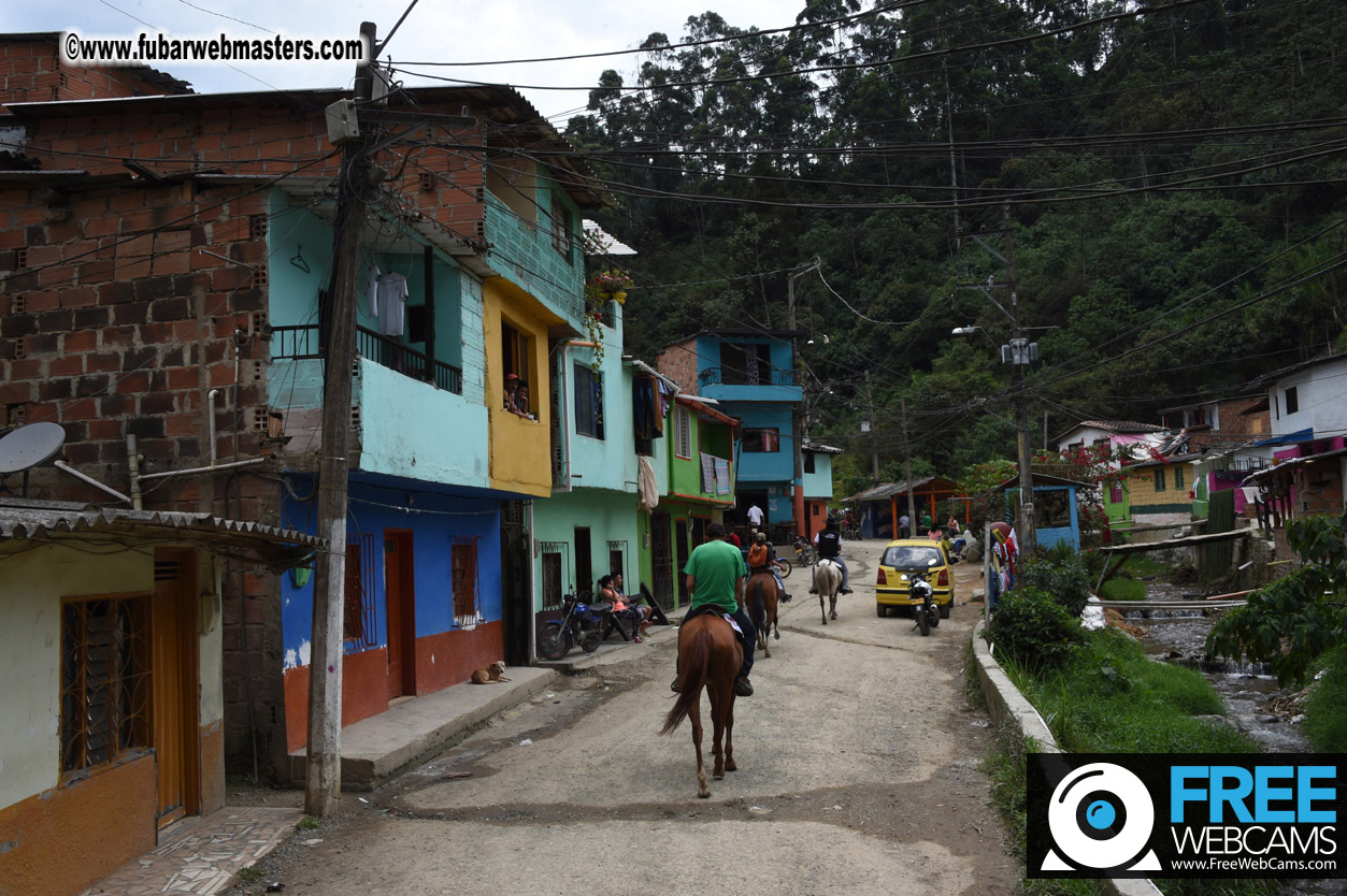 Horseback Riding Colombian style tour