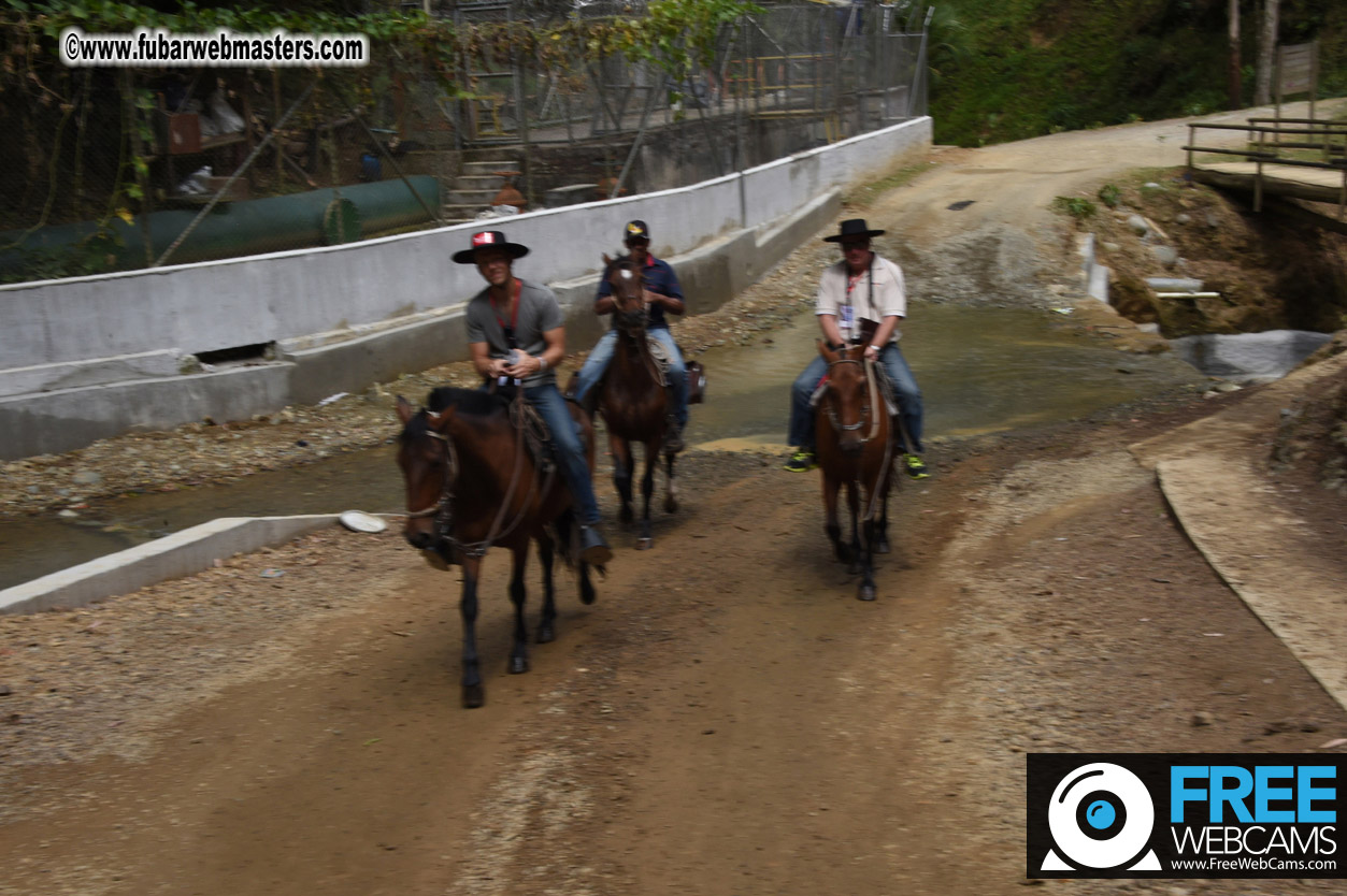 Horseback Riding Colombian style tour