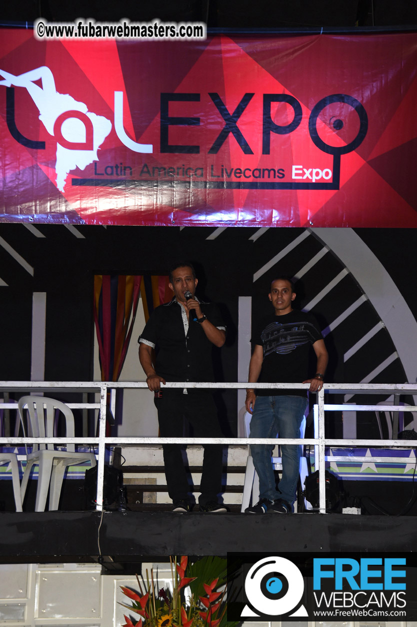 Industry Meet market and cocktails