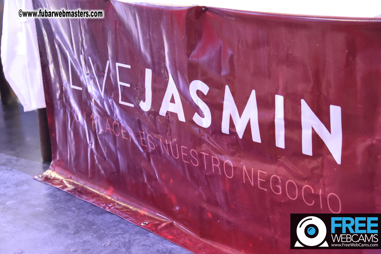 Industry Meet market and cocktails