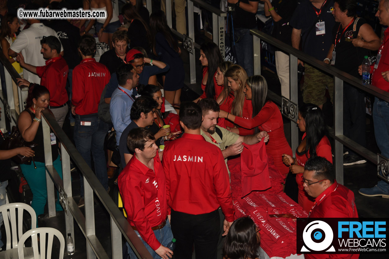 Industry Meet market and cocktails