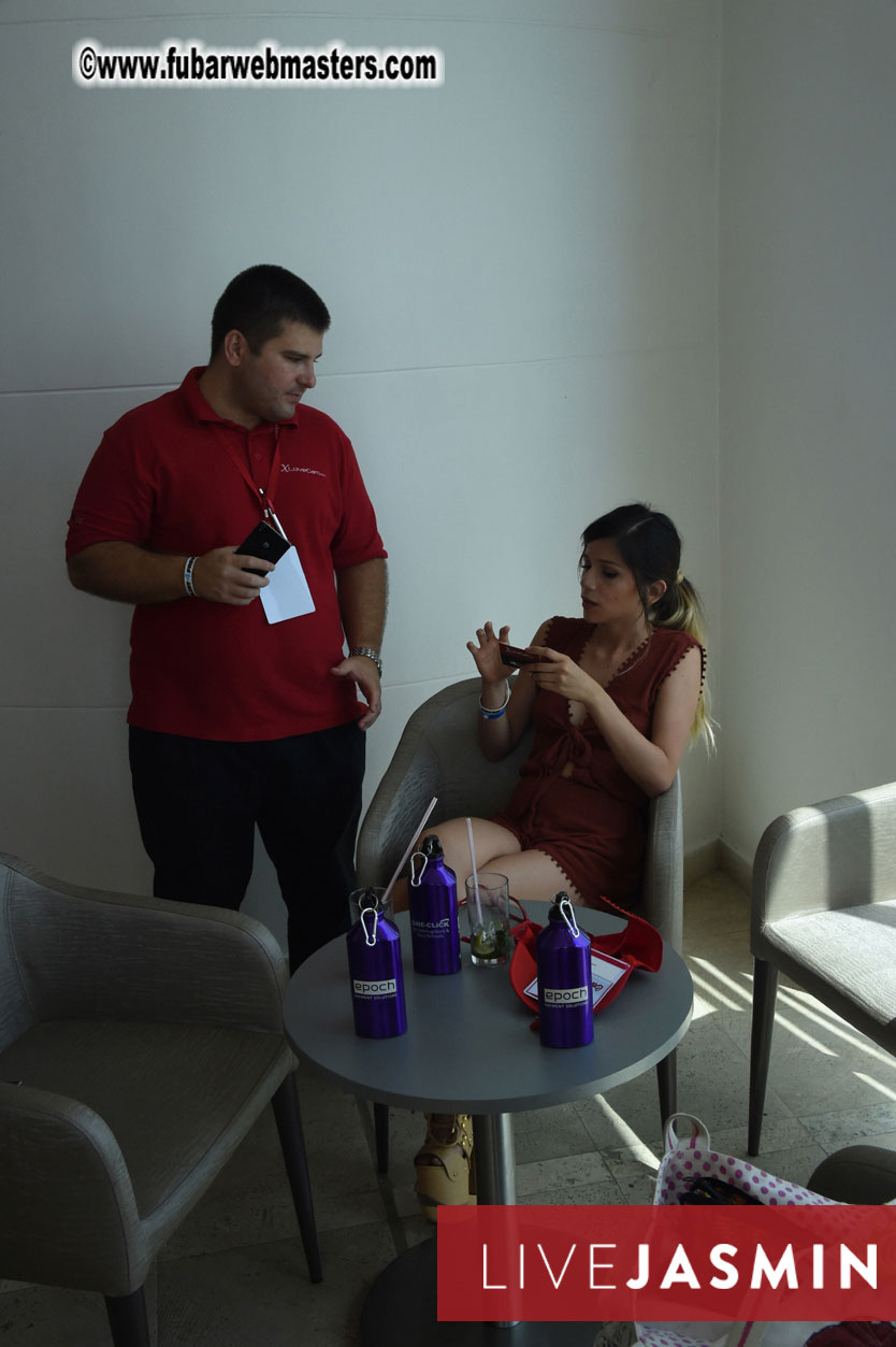 Epoch Poolside Happy Hour Cocktails