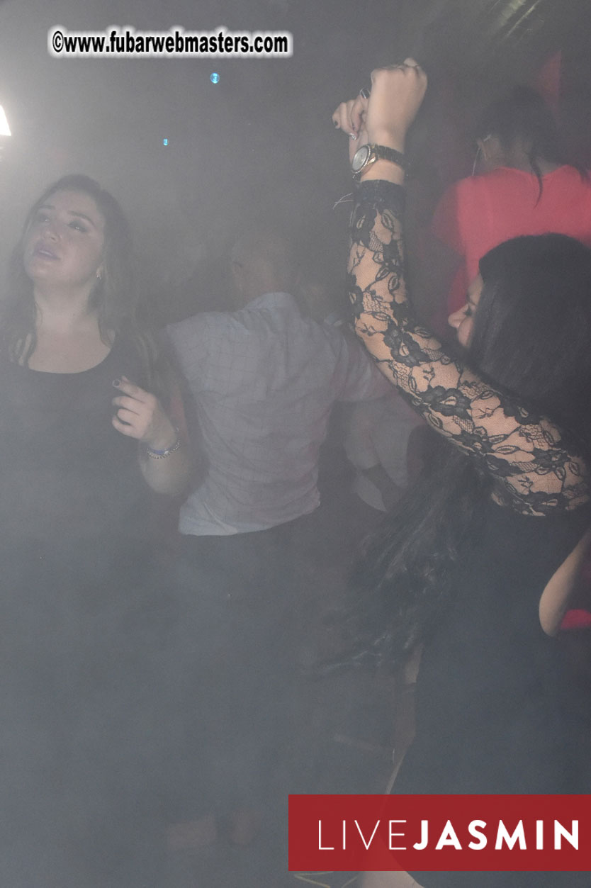 LIVEJASMIN Candy, Closing Party