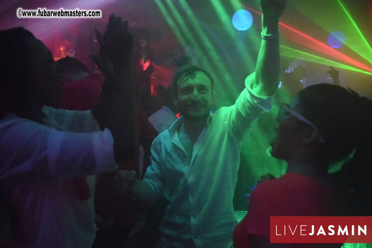 LIVEJASMIN Candy, Closing Party