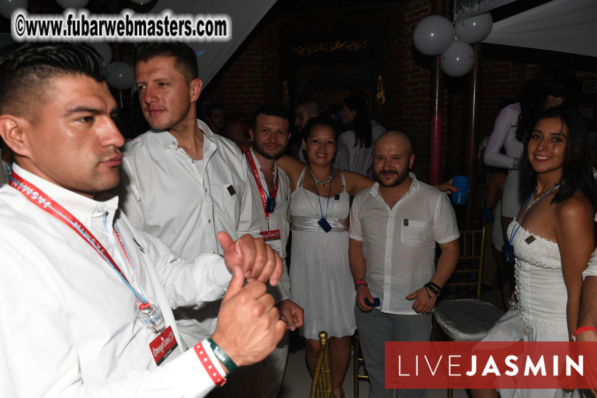 FreeWebCams White Party