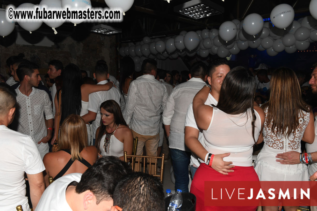 FreeWebCams White Party