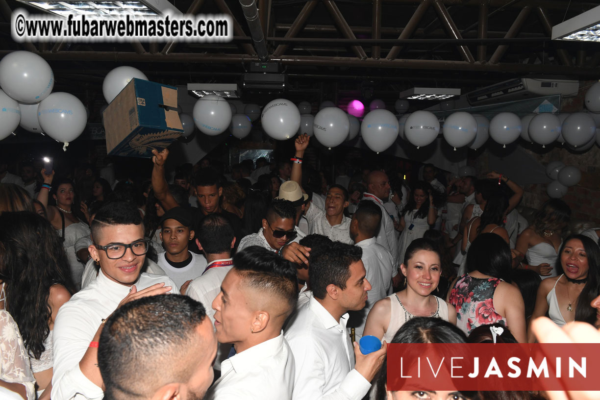 FreeWebCams White Party