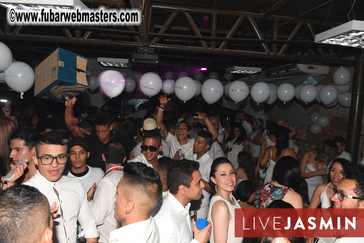 FreeWebCams White Party