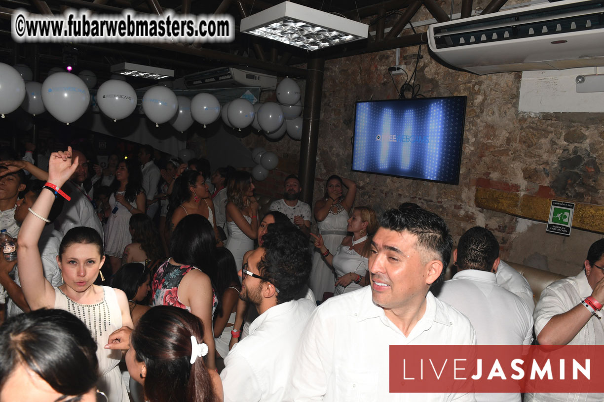 FreeWebCams White Party