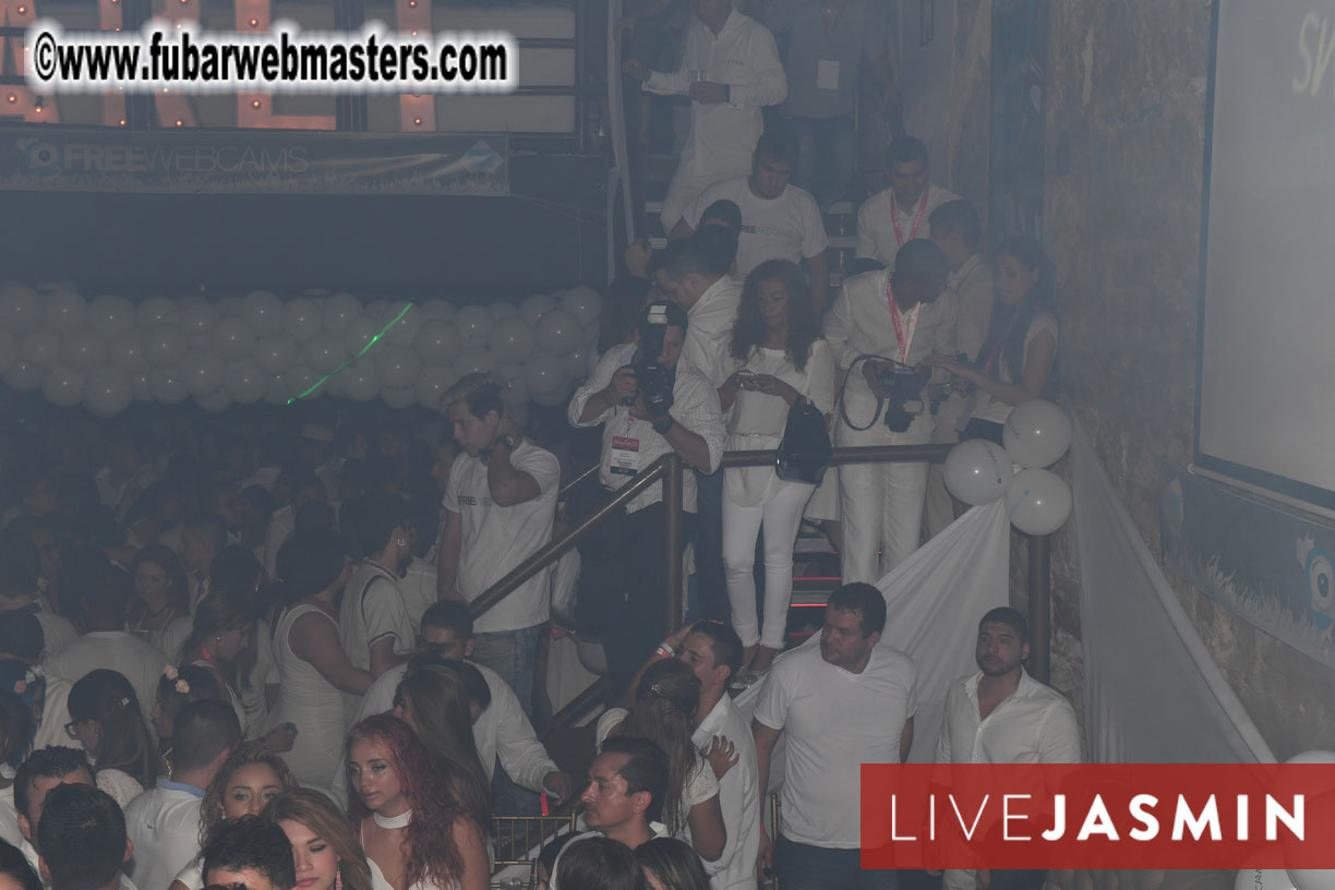 FreeWebCams White Party