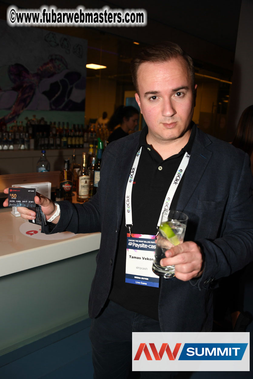 Stripcash Happy Hours