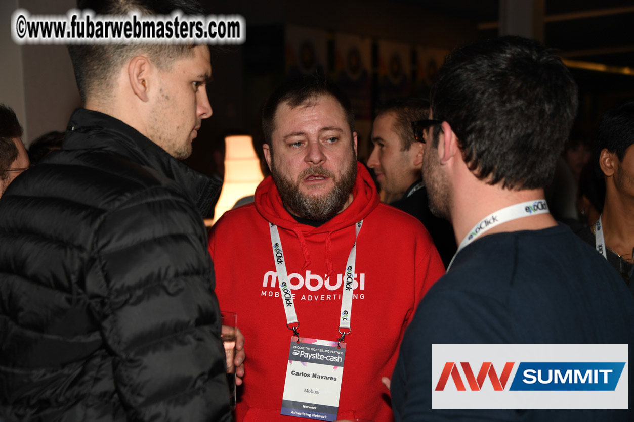 Stripcash Happy Hours