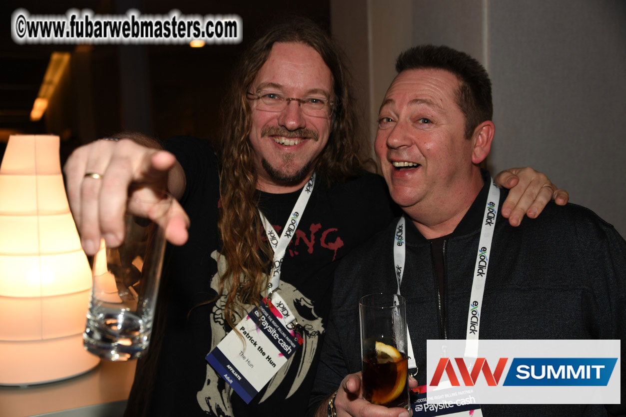 Stripcash Happy Hours