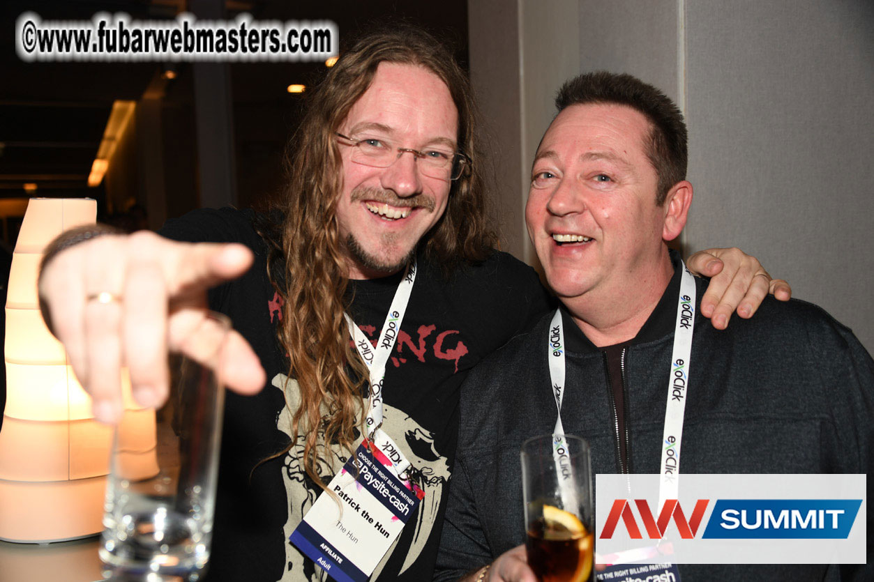 Stripcash Happy Hours