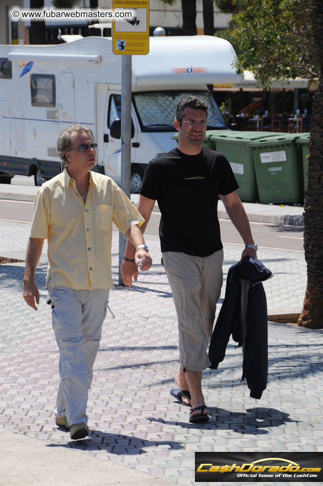 Biz and Fun in the Sun